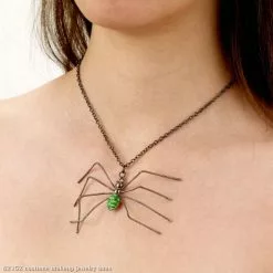 Spider Necklace (Green)